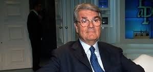 `Il nostro destino si gioca in Sicilia', Conversazione con Calogero MANNINO a cura di LIMES